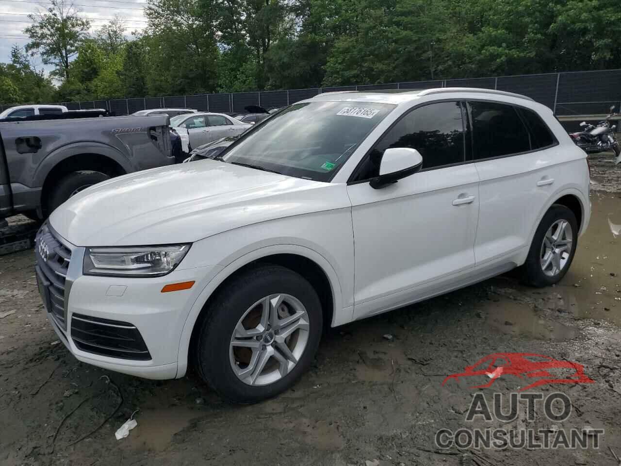 AUDI Q5 2018 - WA1ANAFY7J2131015