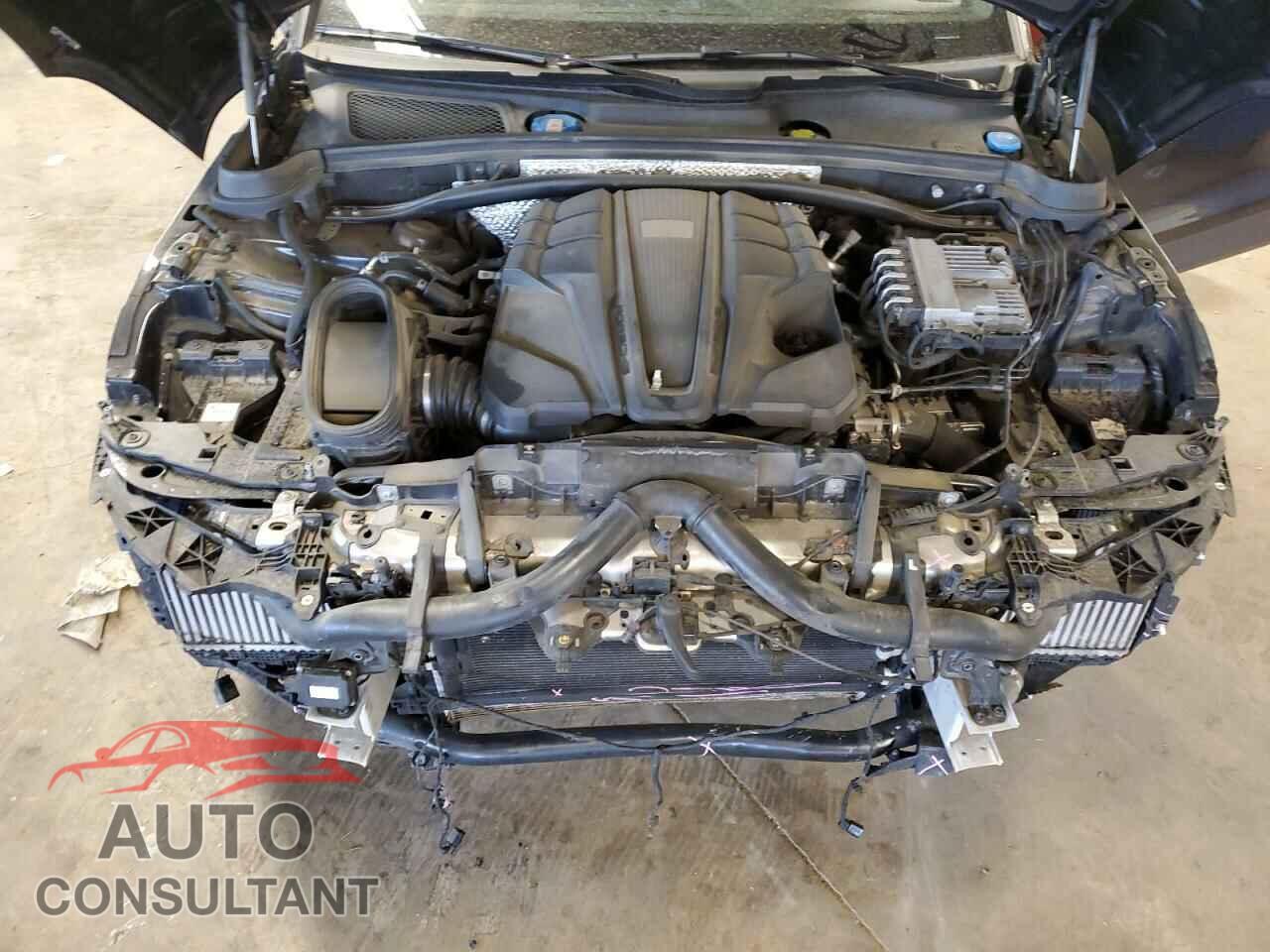 PORSCHE MACAN 2021 - WP1AB2A54MLB31391