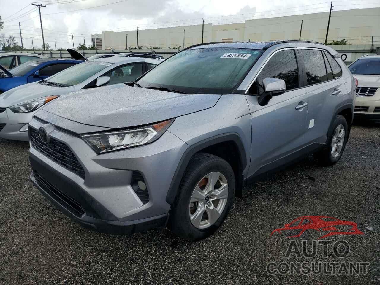 TOYOTA RAV4 2021 - 2T3W1RFV5MC121477