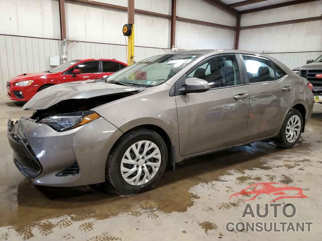 TOYOTA COROLLA 2018 - 2T1BURHE5JC082610