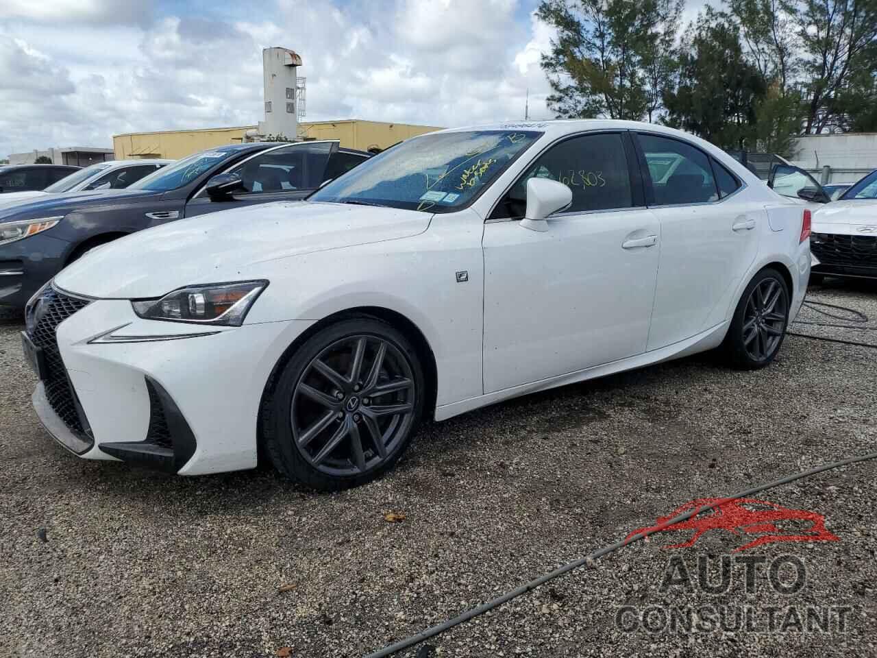 LEXUS IS 2018 - JTHC81D29J5031855