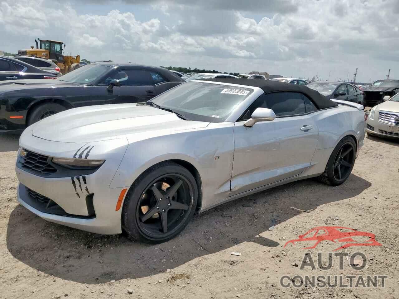 CHEVROLET CAMARO 2019 - 1G1FB3DS5K0119756