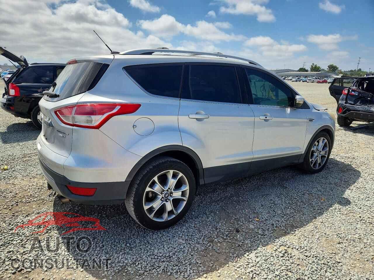 FORD ESCAPE 2016 - 1FMCU9J93GUA14038