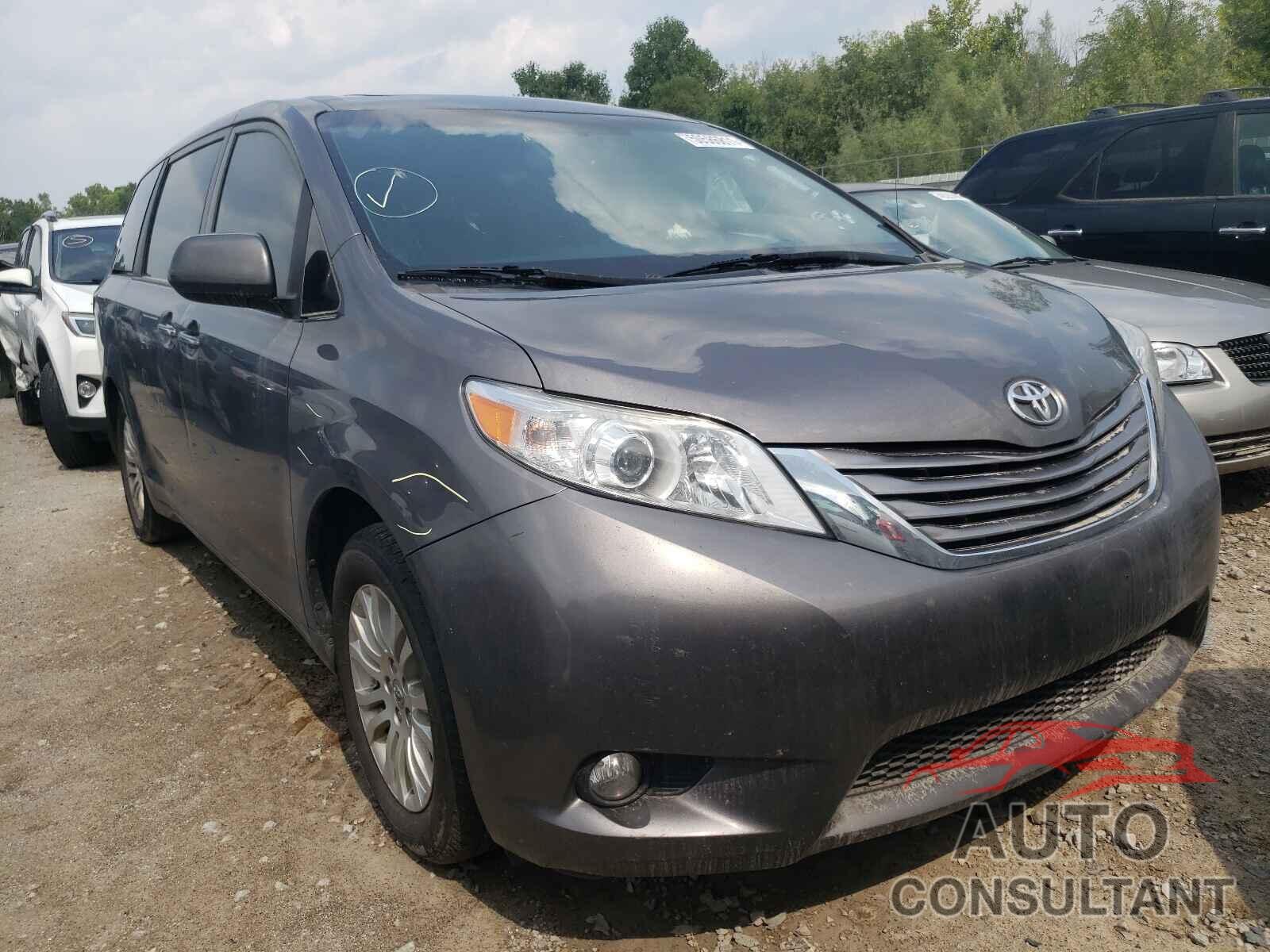 TOYOTA SIENNA 2017 - 5TDYZ3DC8HS882171