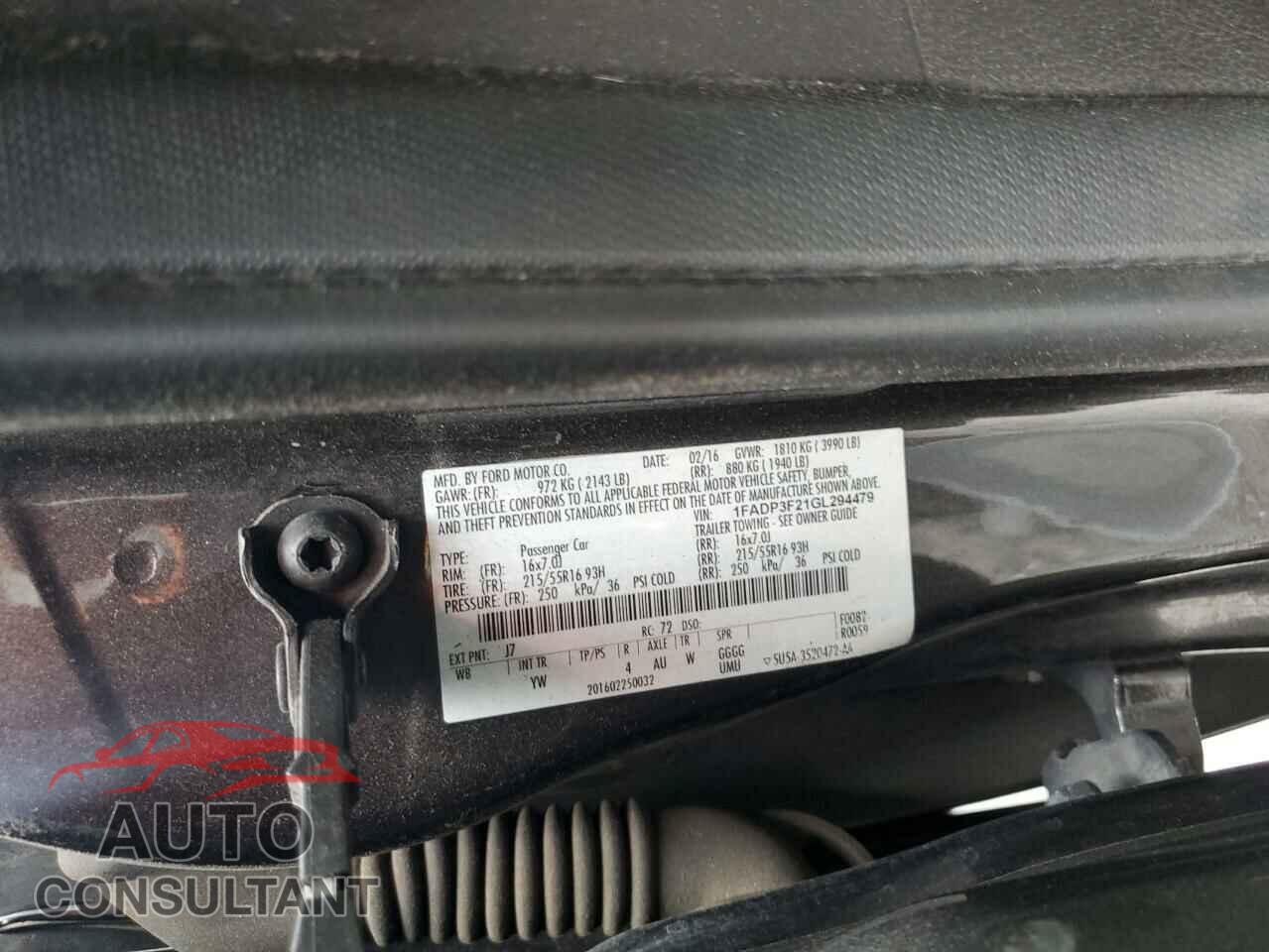 FORD FOCUS 2016 - 1FADP3F21GL294479