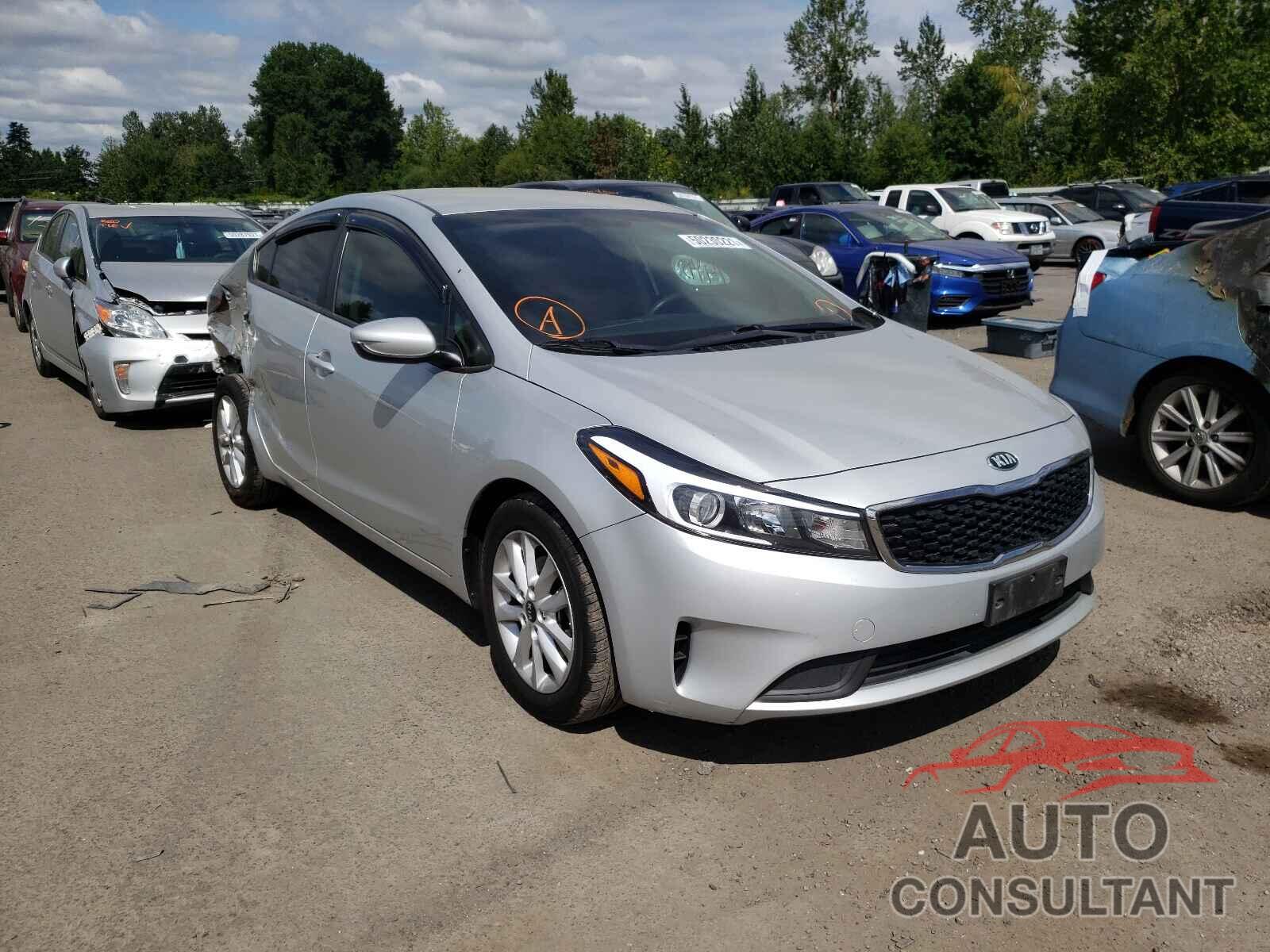 KIA FORTE 2017 - 3KPFL4A77HE009611