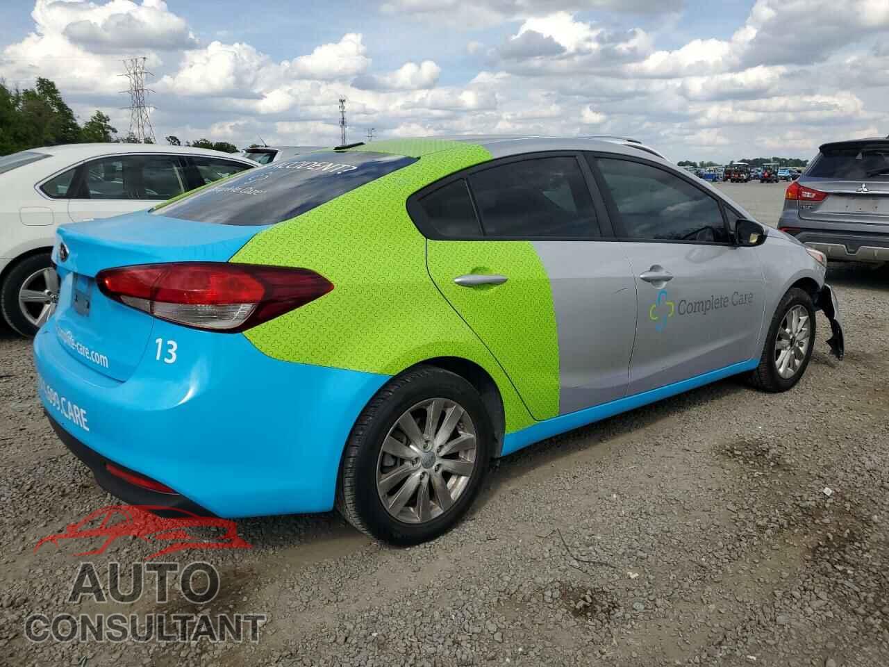 KIA FORTE 2017 - 3KPFL4A74HE129821