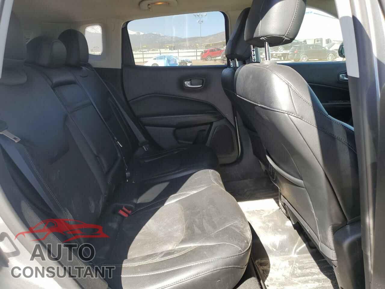 JEEP COMPASS 2017 - 3C4NJDBB3HT646592