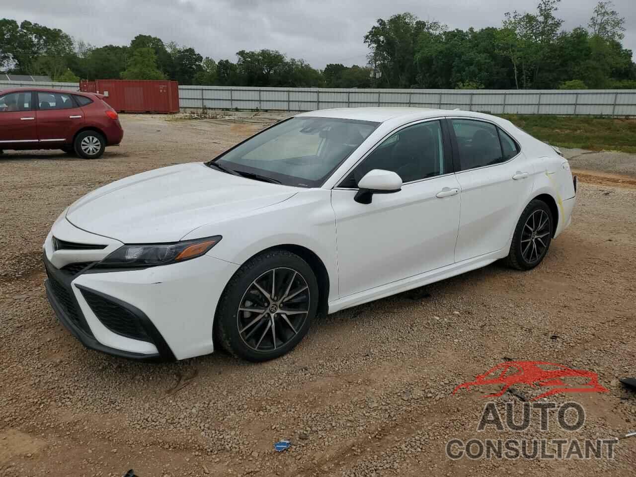 TOYOTA CAMRY 2021 - 4T1G11AK8MU586216