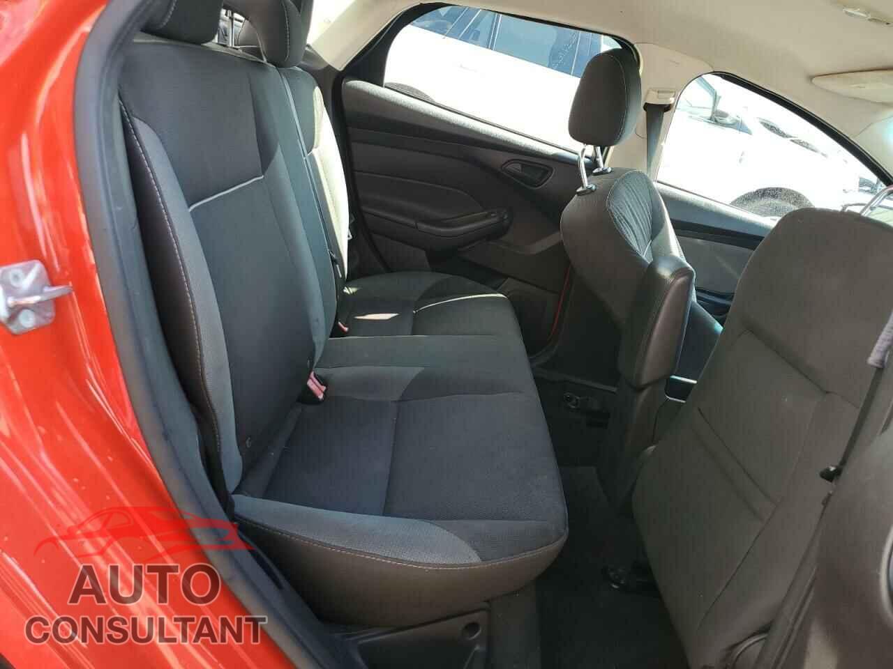 FORD FOCUS 2012 - 1FAHP3F20CL277040
