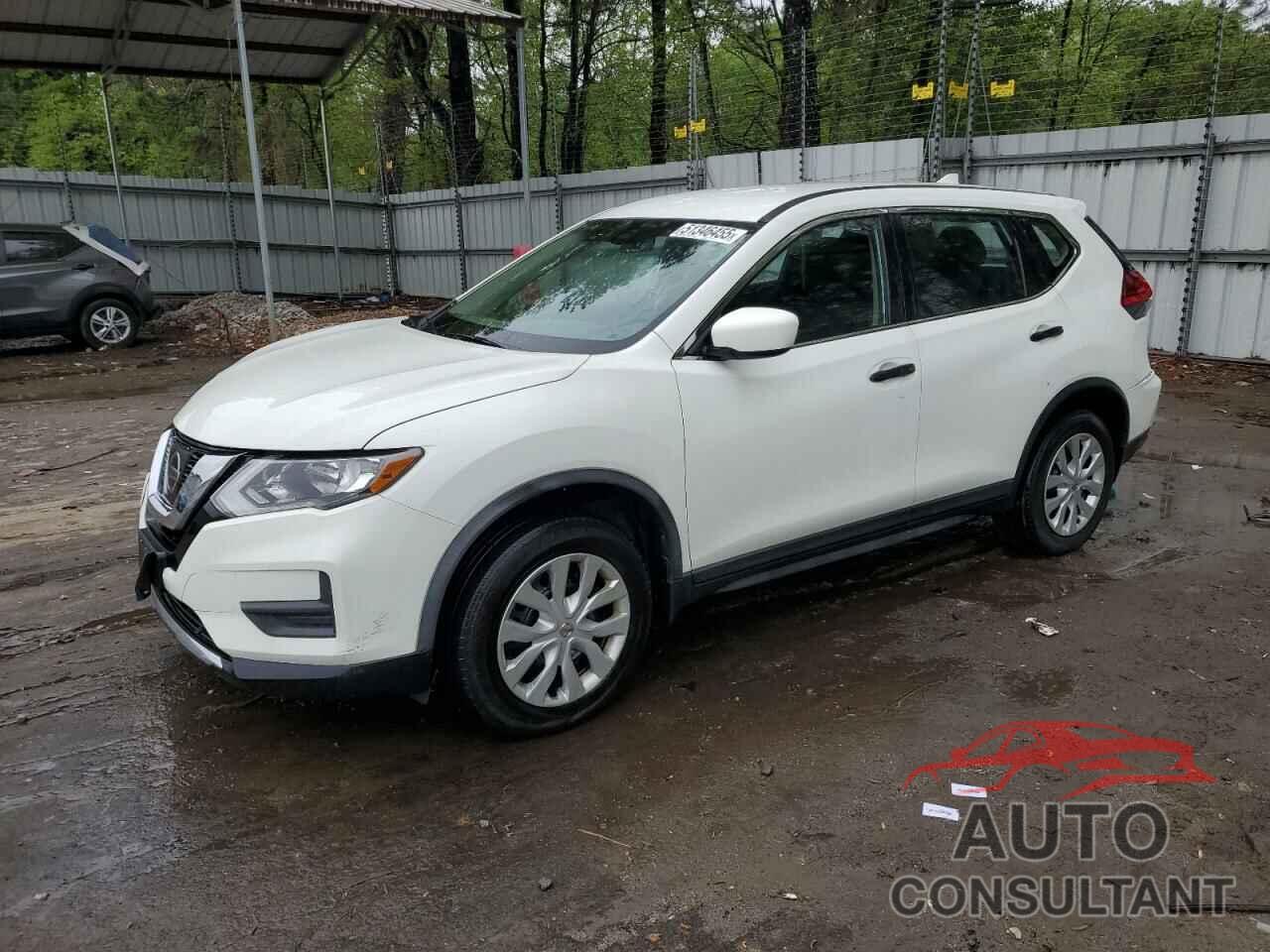 NISSAN ROGUE 2017 - KNMAT2MV1HP617472