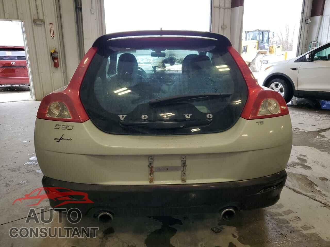 VOLVO C30 2009 - YV1MK672992145670