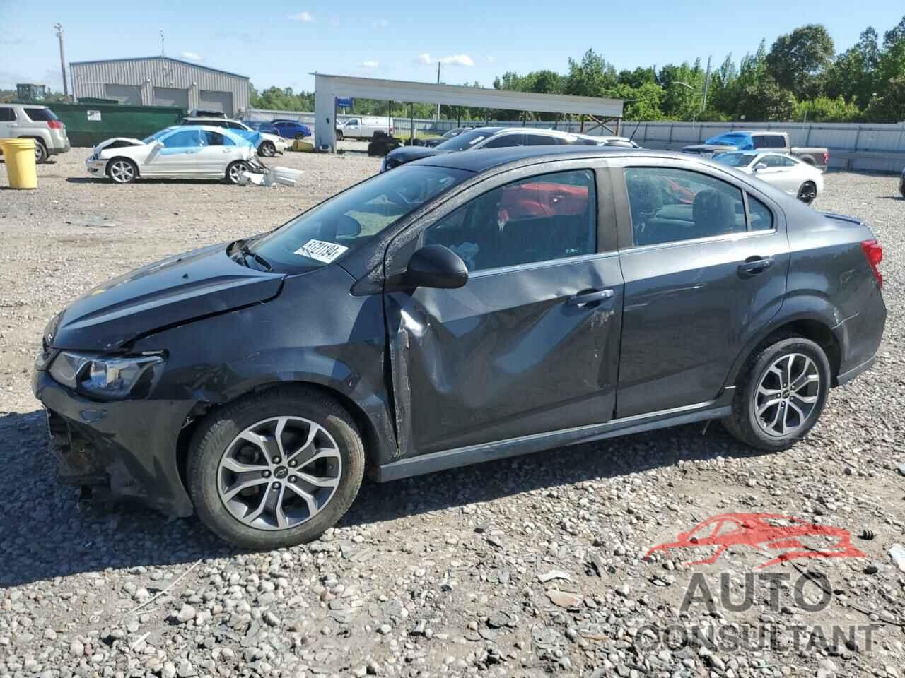 CHEVROLET SONIC 2018 - 1G1JD5SH0J4101101