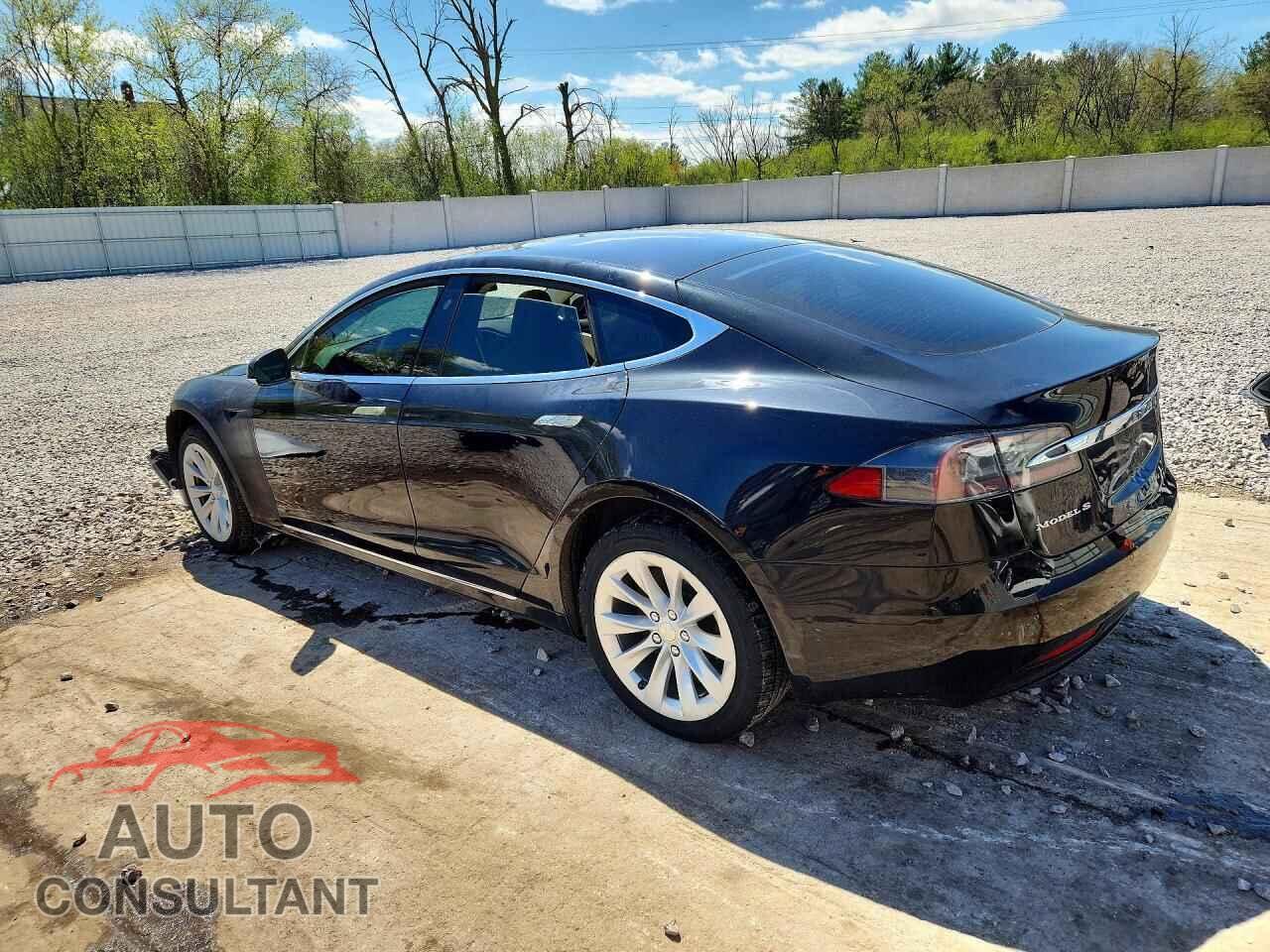 TESLA MODEL S 2017 - 5YJSA1E25HF216252