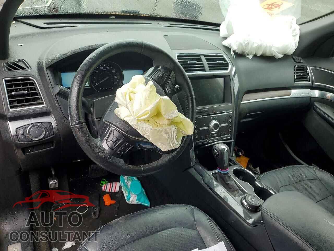 FORD EXPLORER 2018 - 1FM5K8F8XJGB25524