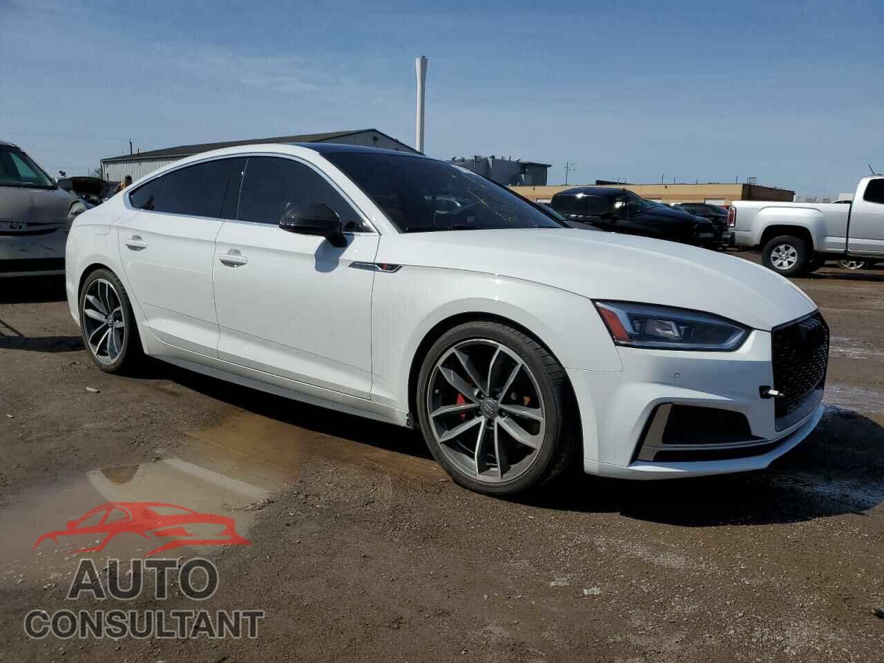 AUDI S5/RS5 2018 - WAUC4CF50JA101070