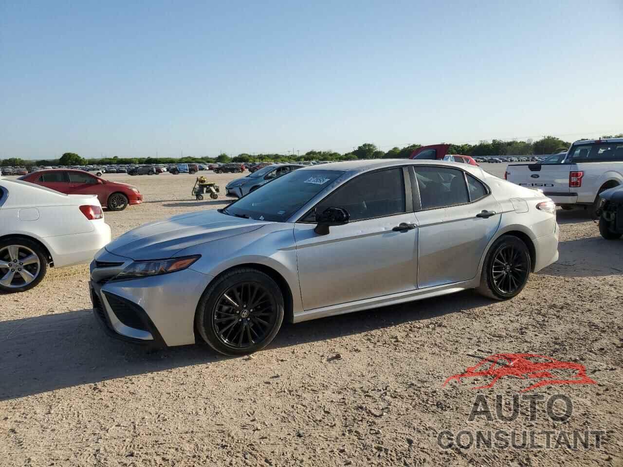 TOYOTA CAMRY 2021 - 4T1G11AK1MU428817
