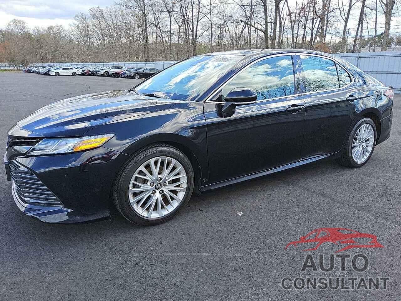 TOYOTA CAMRY 2019 - 4T1B11HK6KU808443