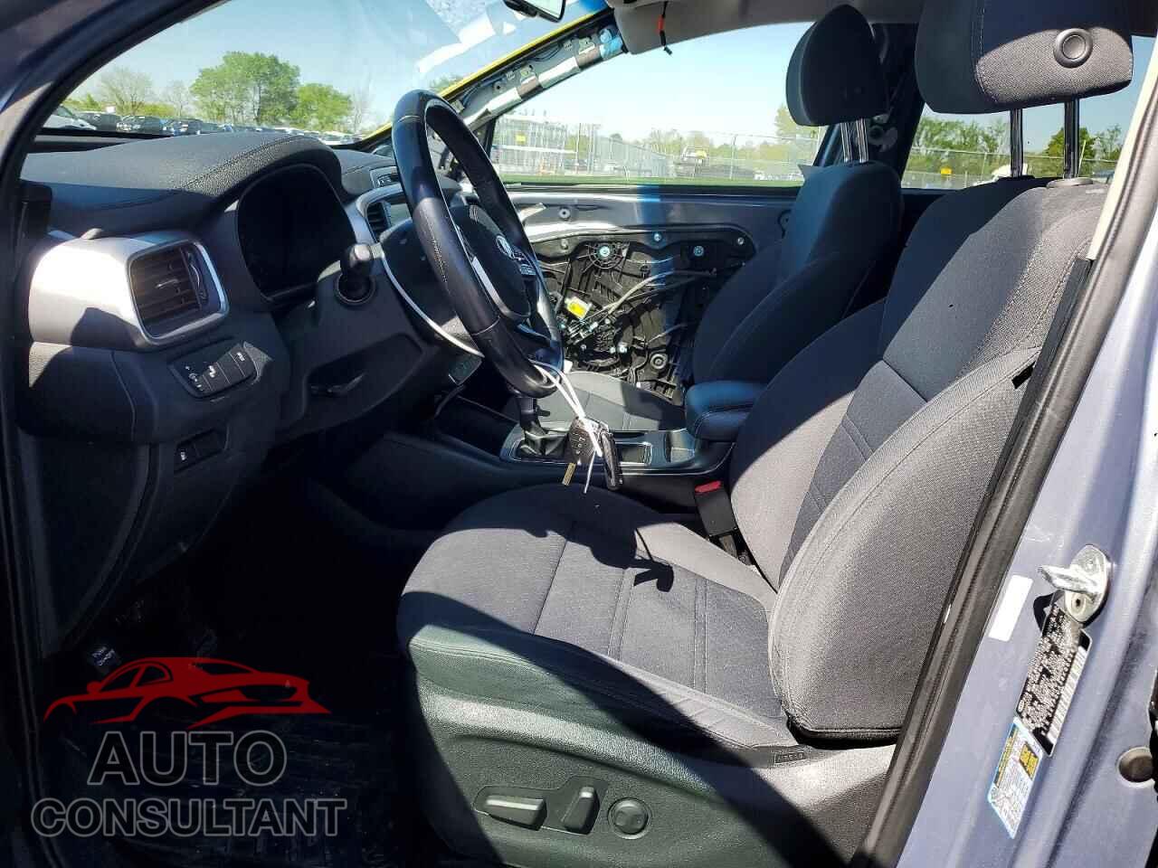 KIA SORENTO 2019 - 5XYPGDA38KG603611