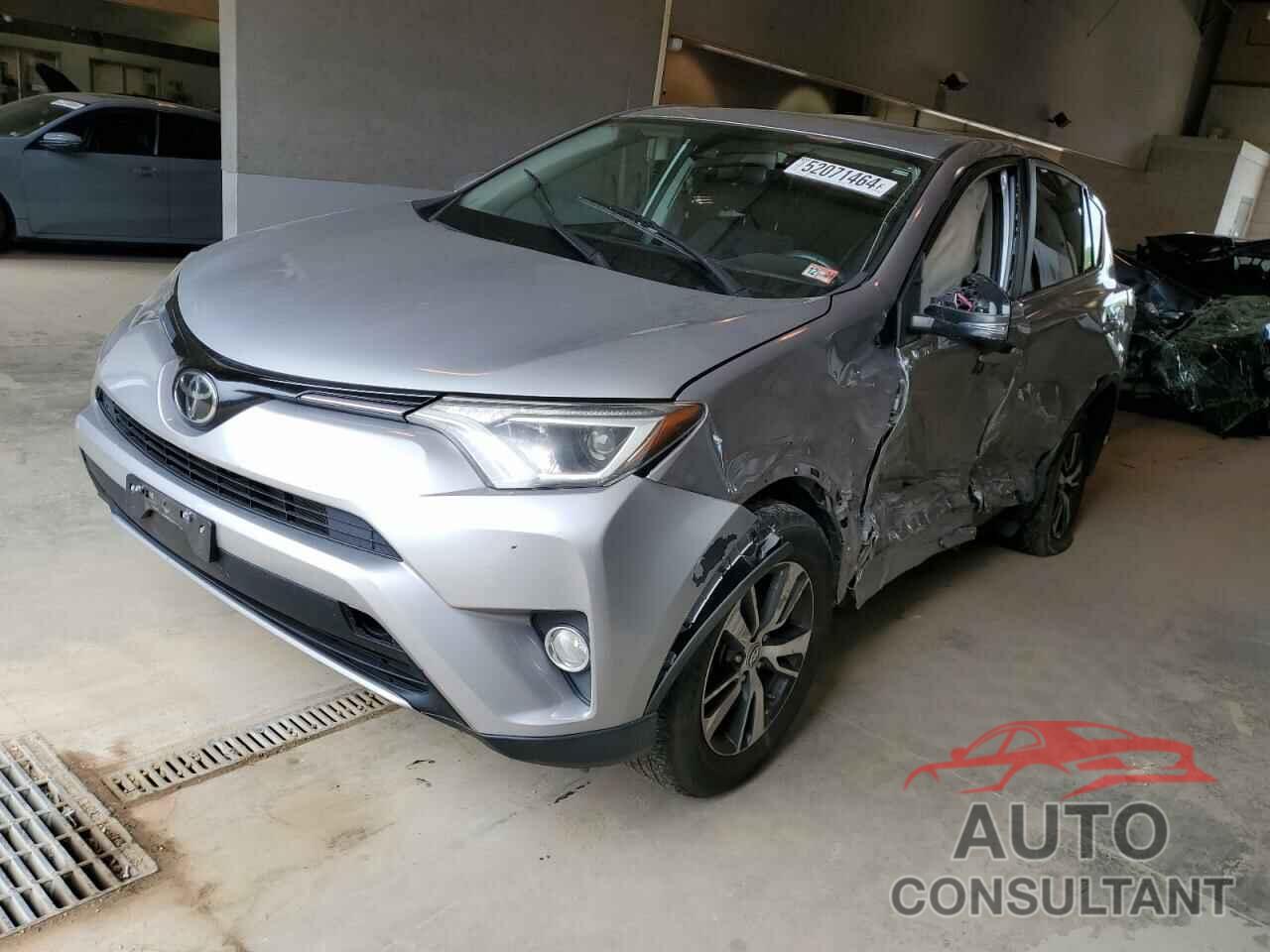 TOYOTA RAV4 2018 - 2T3RFREV7JW804243