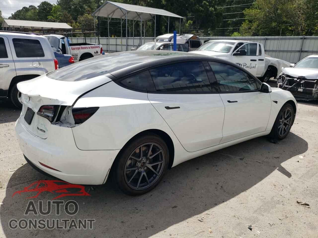 TESLA MODEL 3 2022 - 5YJ3E1EBXNF329800
