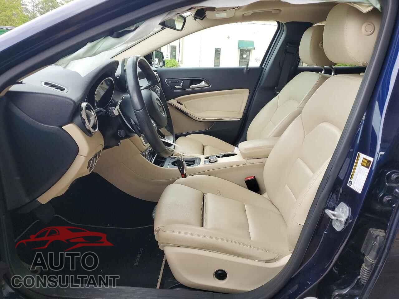 MERCEDES-BENZ GLA-CLASS 2018 - WDCTG4EB7JJ424002