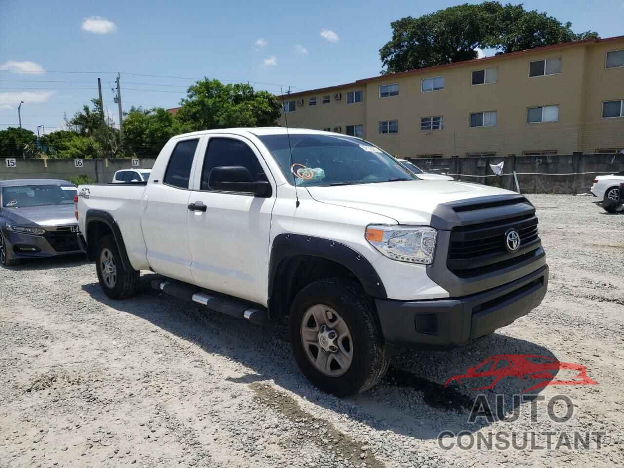 TOYOTA TUNDRA 2017 - 5TFRM5F18HX115778