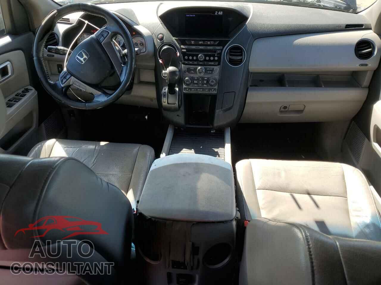 HONDA PILOT 2012 - 5FNYF4H5XCB007889