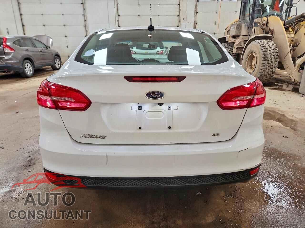 FORD FOCUS 2017 - 1FADP3F27HL340852