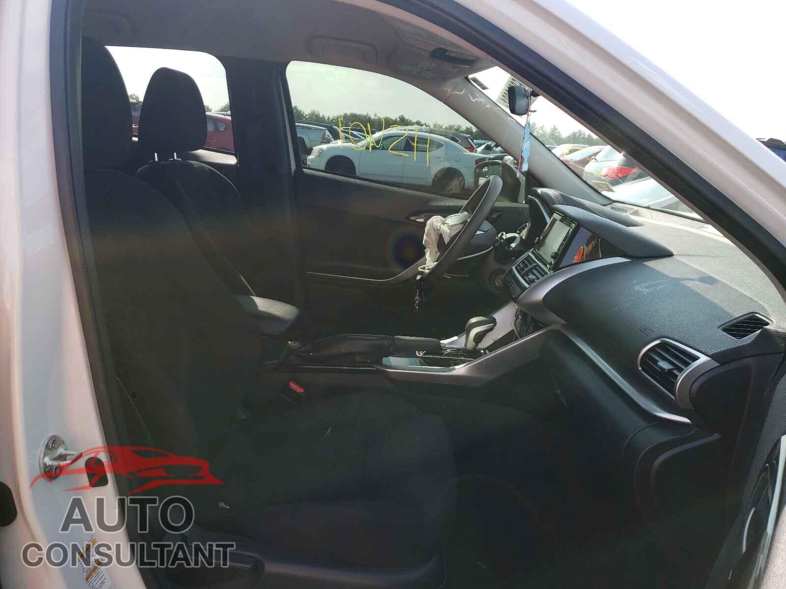 MITSUBISHI ECLIPSE 2018 - JA4AS3AA1JZ069178