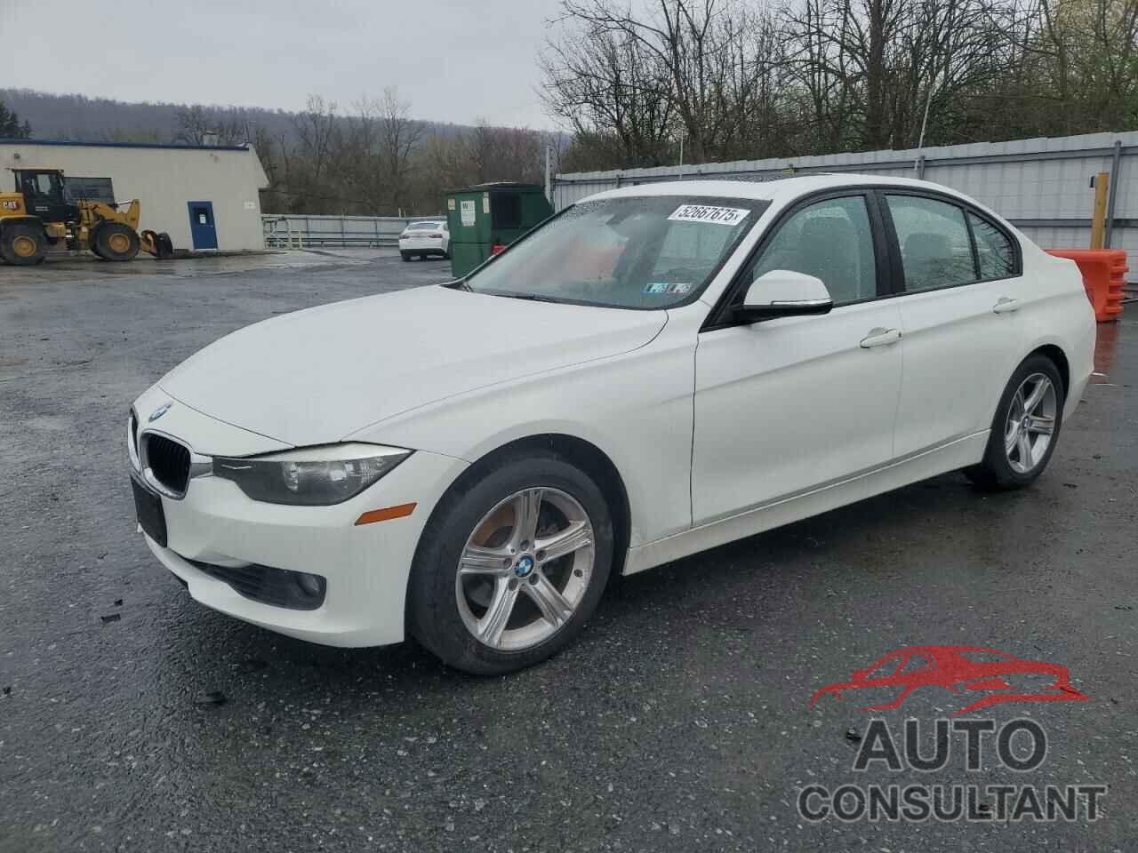 BMW 3 SERIES 2013 - WBA3B3C5XDF540116