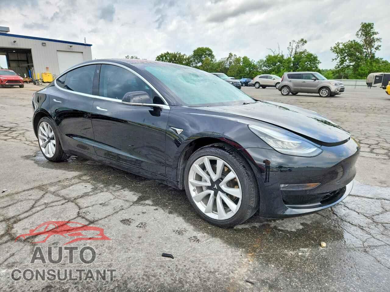 TESLA MODEL 3 2018 - 5YJ3E1EA7JF005835