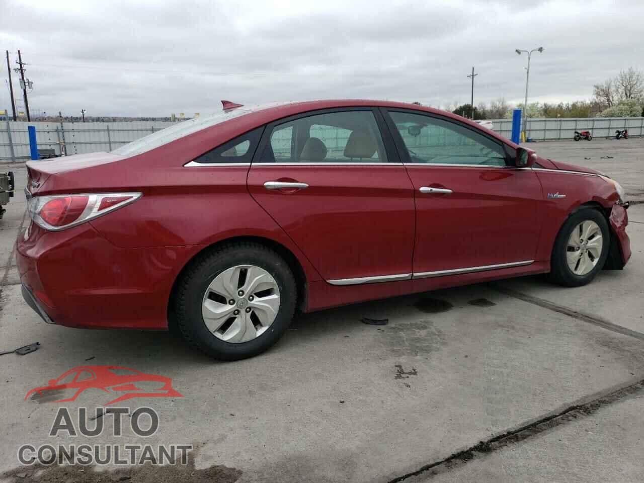HYUNDAI SONATA 2013 - KMHEC4A46DA096377