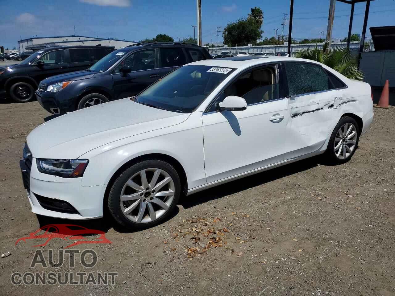 AUDI A4 2013 - WAUEFAFL2DN018940