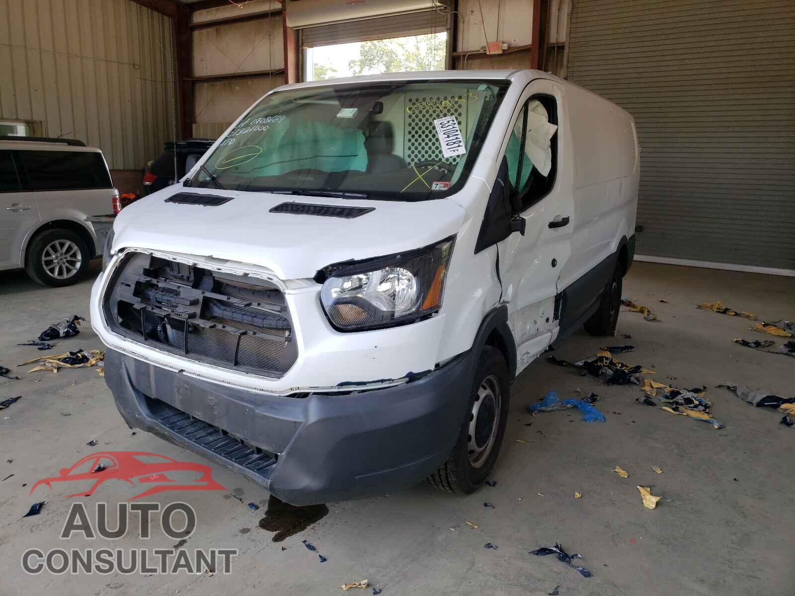FORD TRANSIT CO 2018 - 1FTYR1ZM1JKA31137