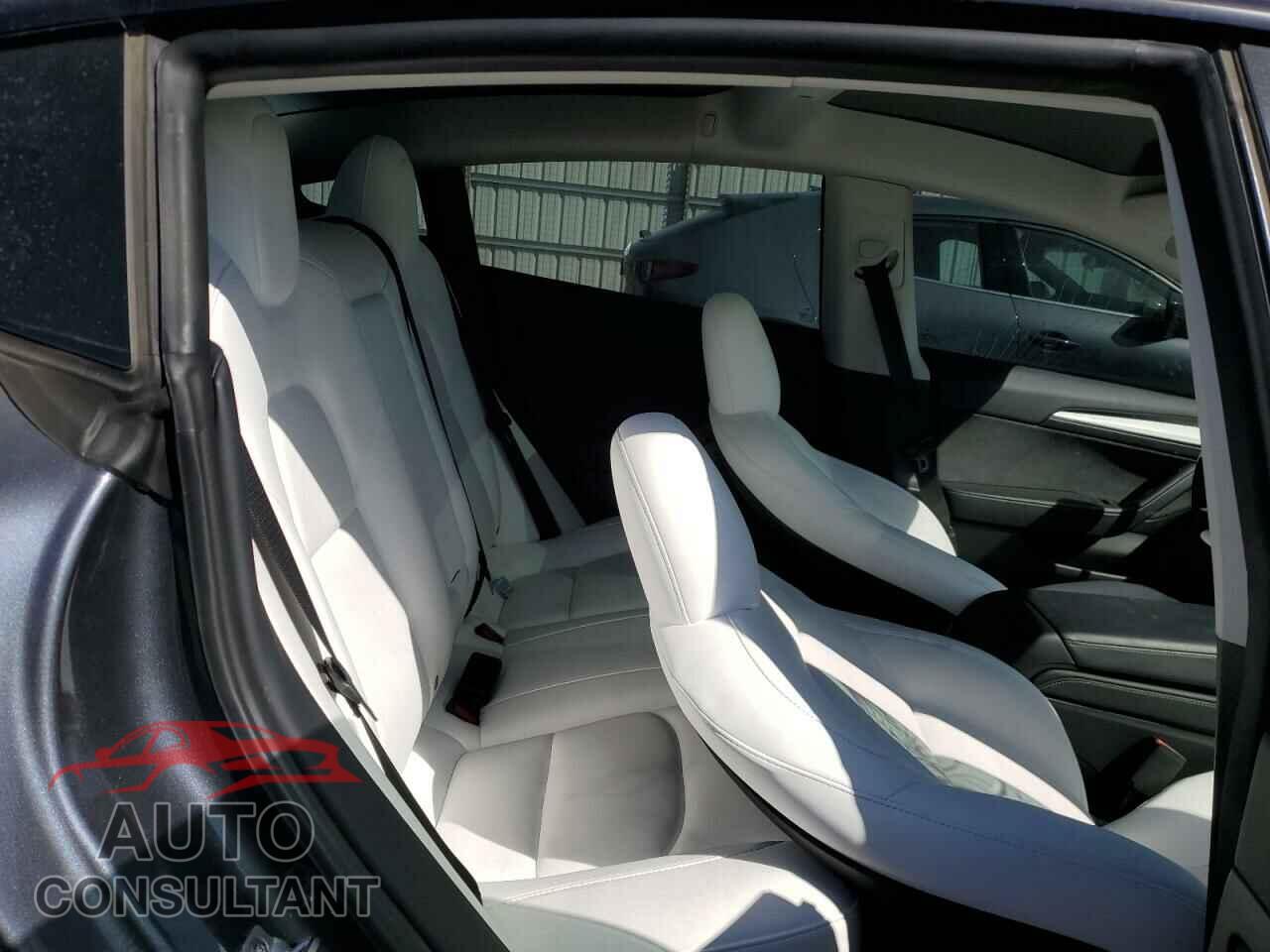 TESLA MODEL 3 2023 - 5YJ3E1EB4PF636222