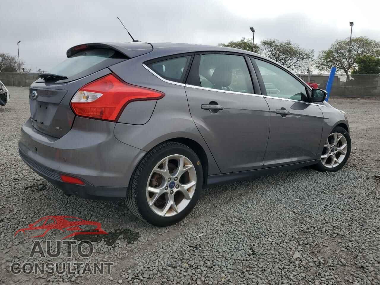 FORD FOCUS 2012 - 1FAHP3M23CL127099