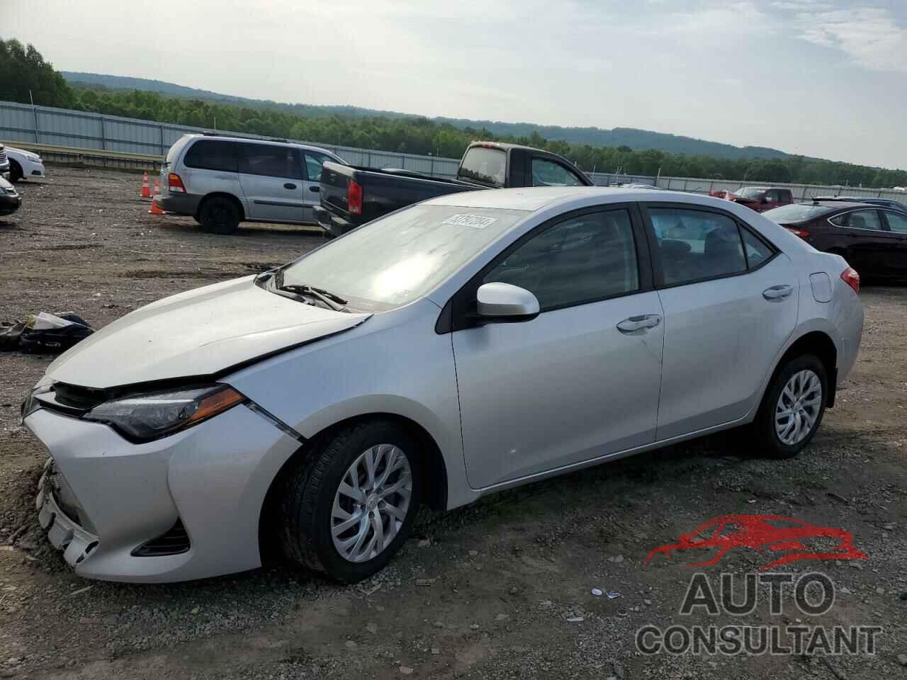TOYOTA COROLLA 2018 - 5YFBURHE7JP820990