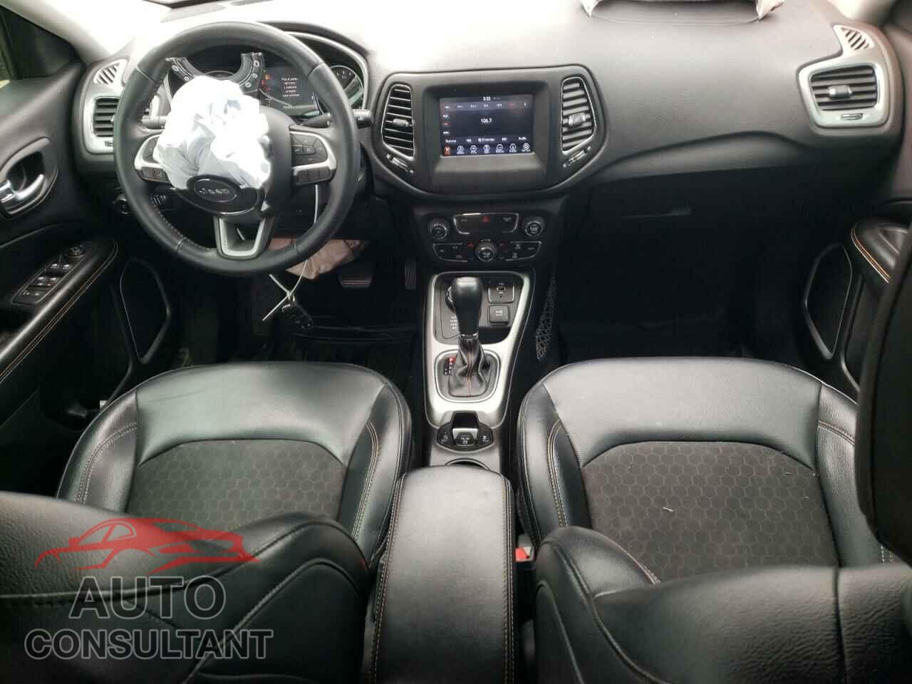 JEEP COMPASS 2017 - 3C4NJDBB0HT672096
