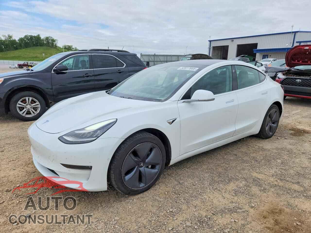 TESLA MODEL 3 2019 - 5YJ3E1EB3KF511544