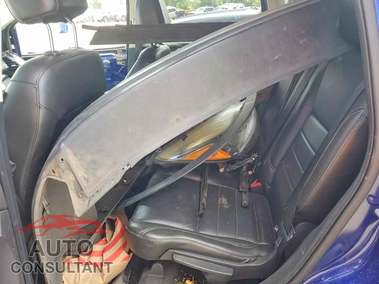 FORD ESCAPE 2016 - 1FMCU9J97GUA29545