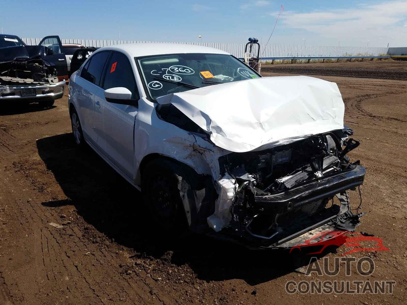 VOLKSWAGEN JETTA 2017 - 3VW2B7AJ7HM306346
