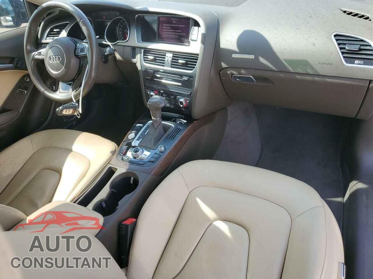 AUDI A5 2013 - WAULFAFR9DA052909