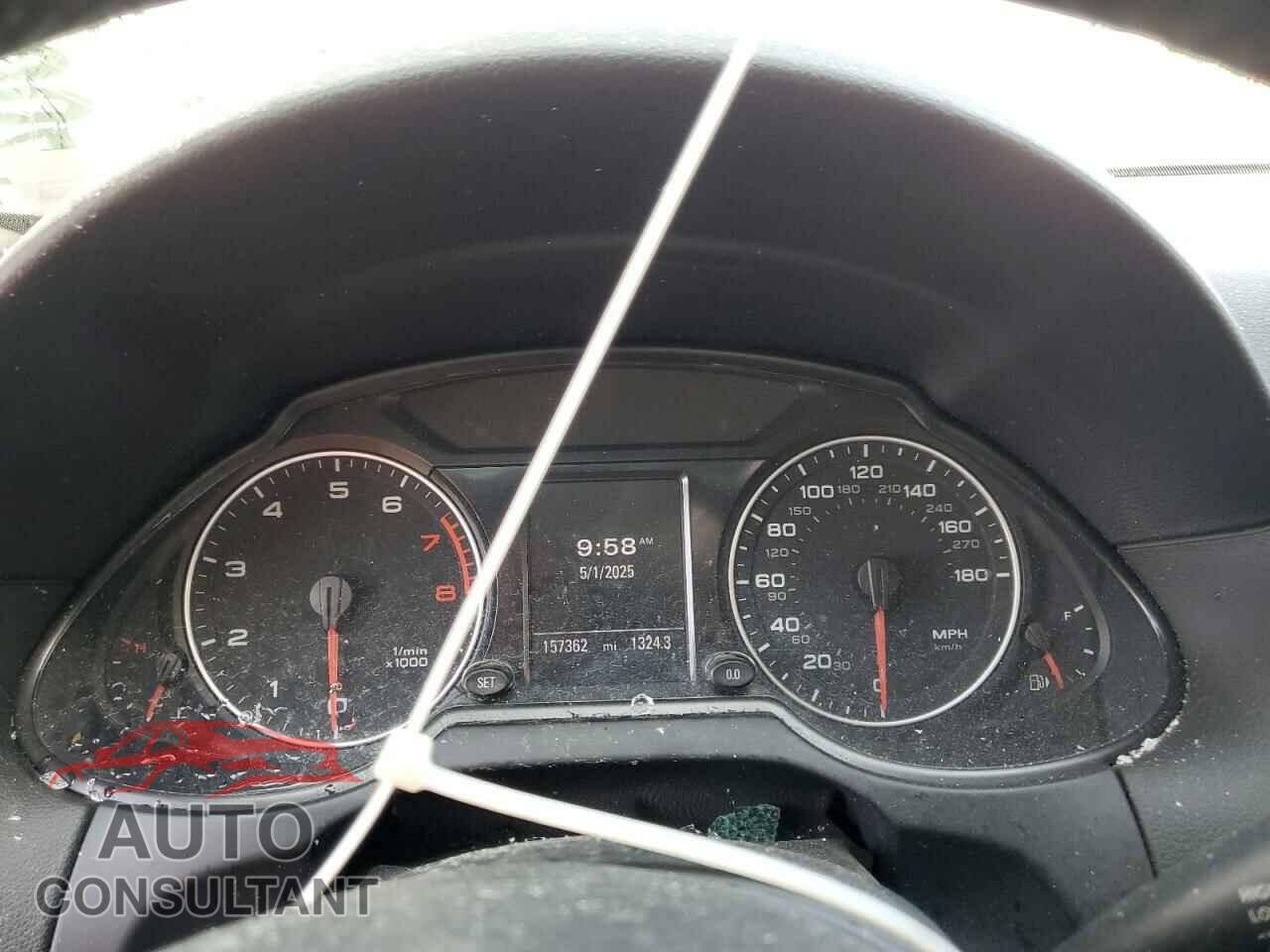AUDI Q5 2011 - WA1LFAFP5BA080764