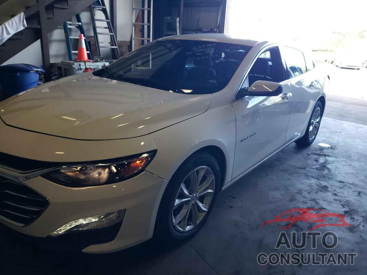 CHEVROLET MALIBU 2025 - 1G1ZD5ST2SF154329