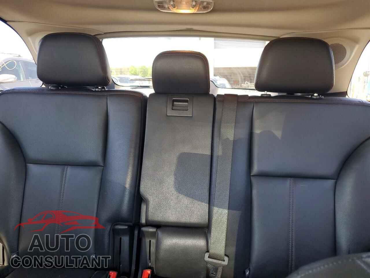 FORD EDGE 2011 - 2FMDK4KC5BBA95100