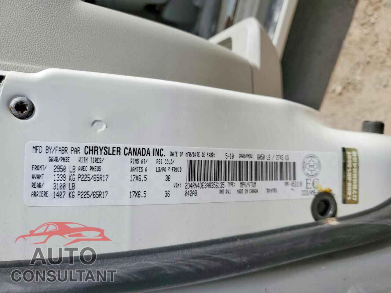 DODGE CARAVAN 2010 - 2D4RN4DE3AR356135