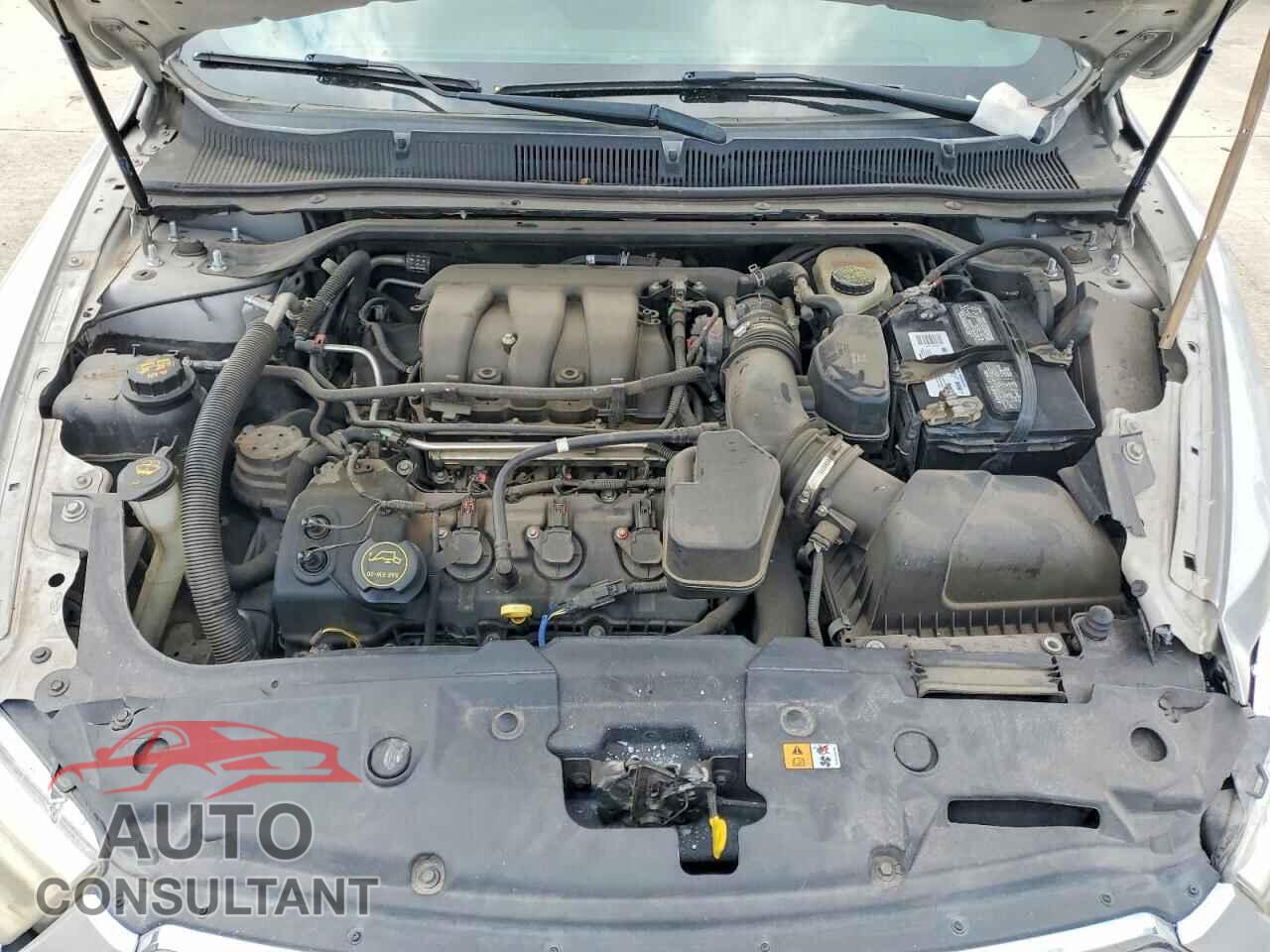 FORD TAURUS 2011 - 1FAHP2E80DG192676