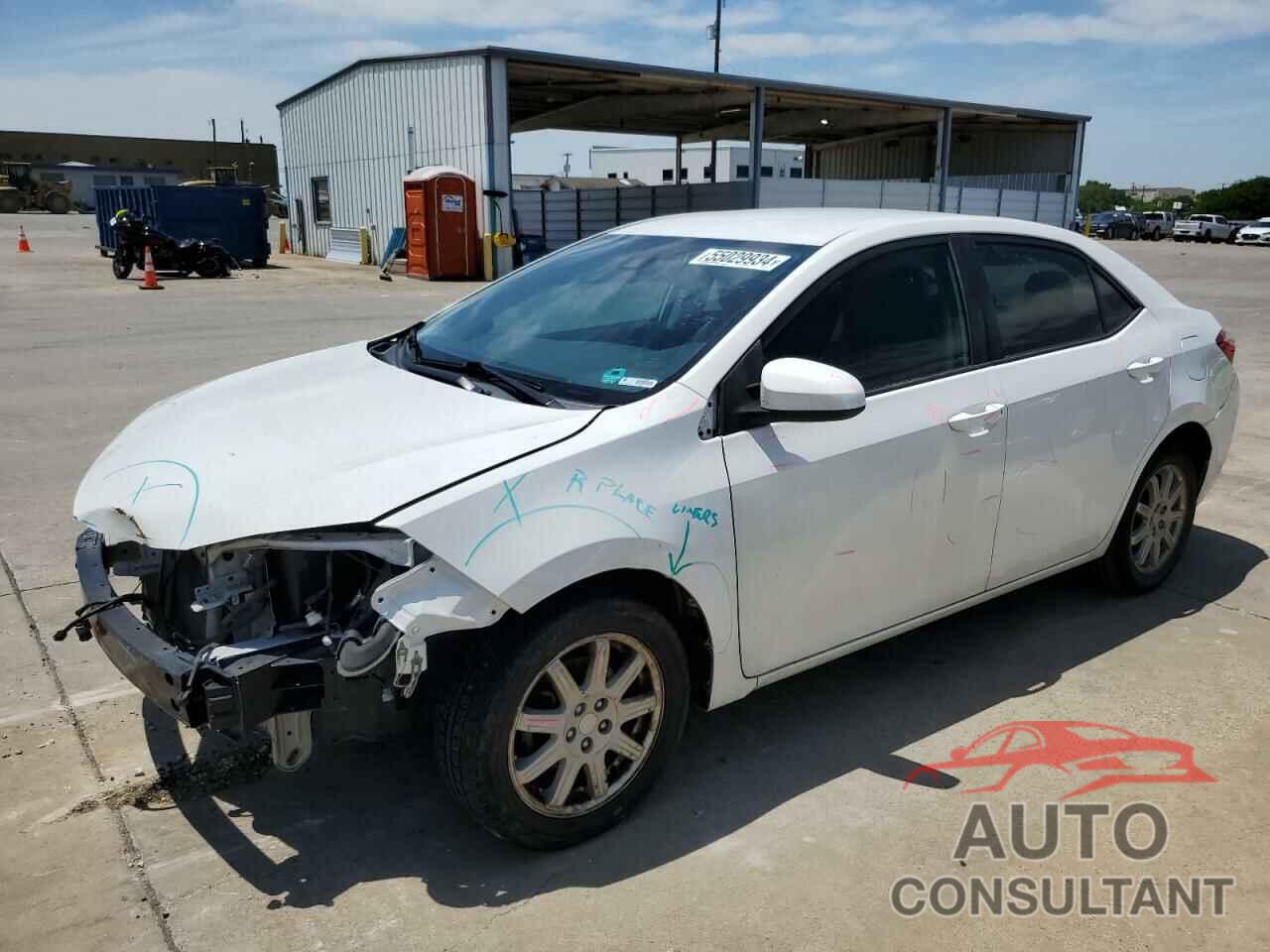 TOYOTA COROLLA 2018 - 5YFBURHE3JP748878