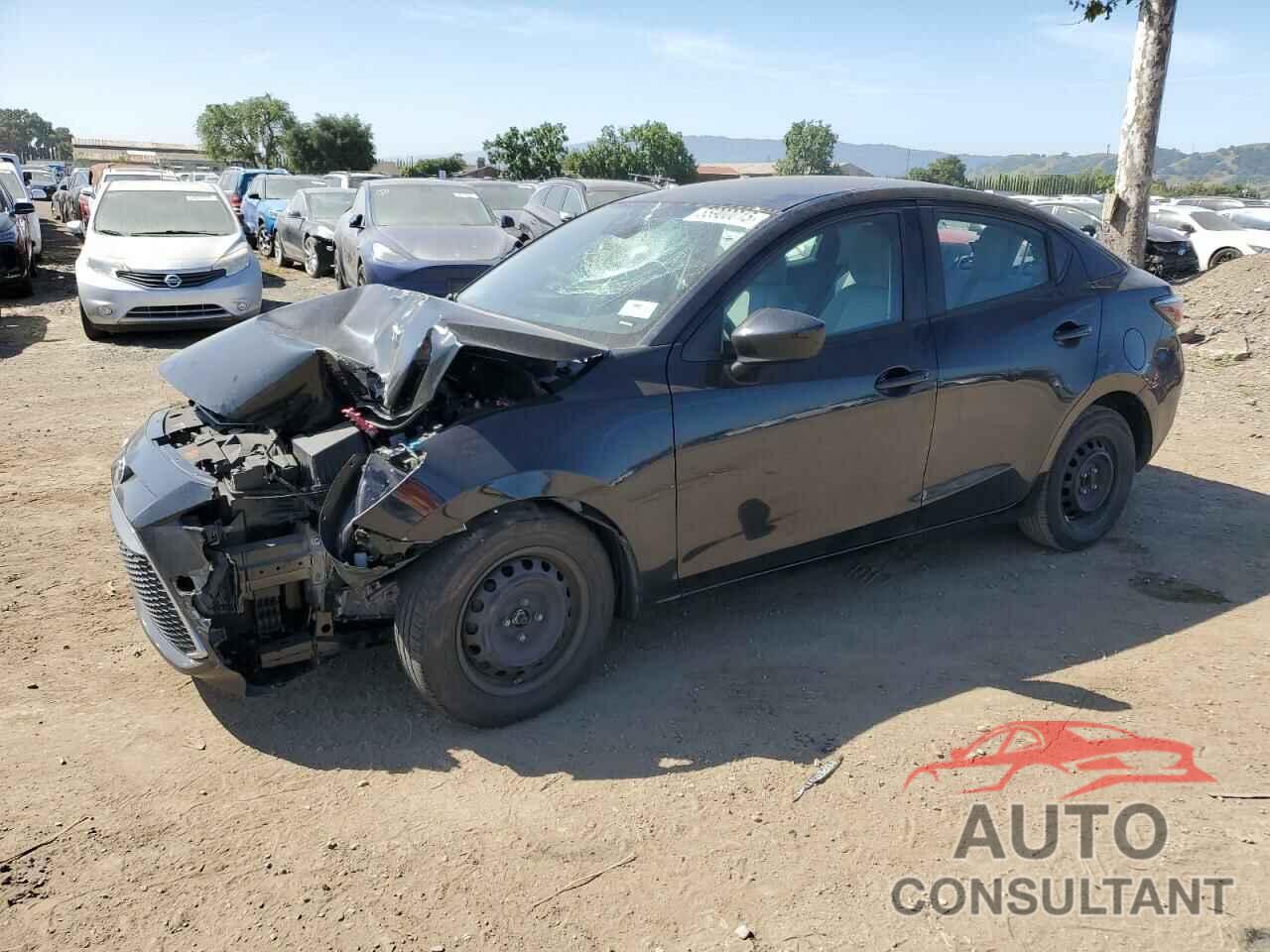 TOYOTA YARIS 2019 - 3MYDLBYV7KY520422